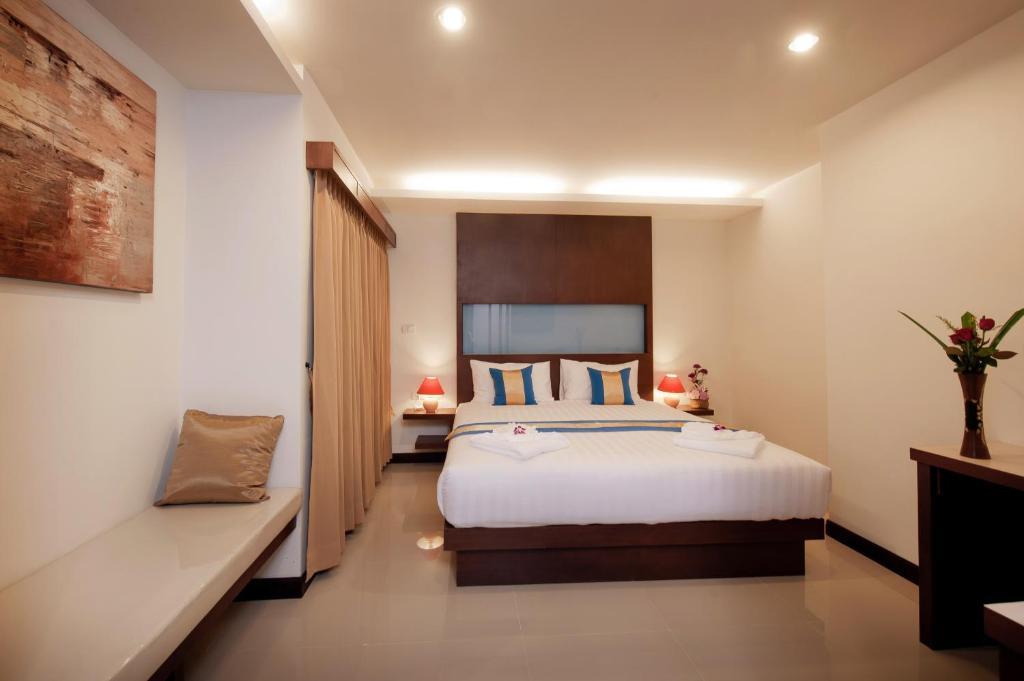 Hotel Blue Sky Patong Pokoj fotografie